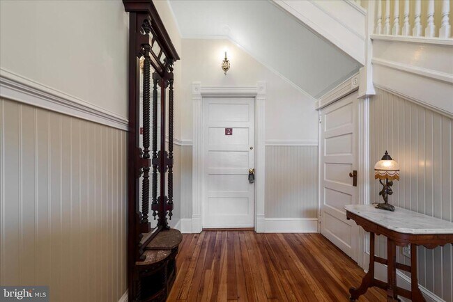 Foto del edificio - 402 S Loudoun St