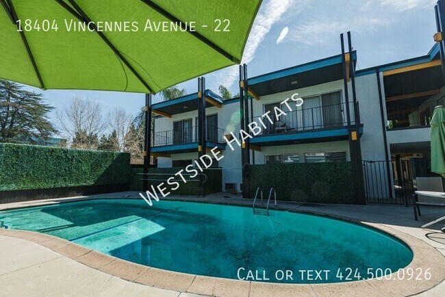 Foto del edificio - 18404 Vincennes - Gorgeous, fully renovate...