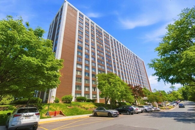 Building Photo - 11801 Rockville Pike