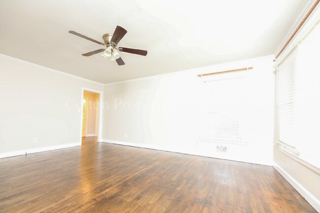Building Photo - 522 N 25th St