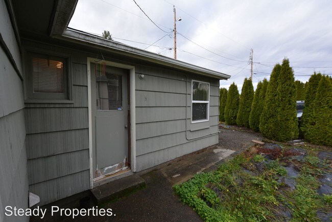 Building Photo - 1104 25th Avenue Ct