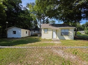 Building Photo - 801 N 47th Ave