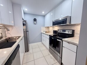 Building Photo - 150 SW 134th Way