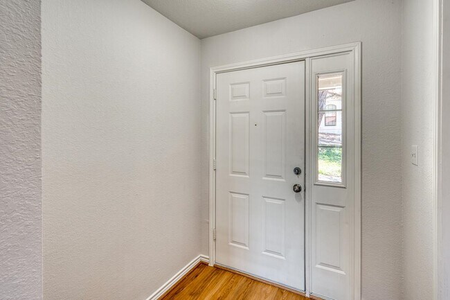 Foto del edificio - 307 Out Yonder