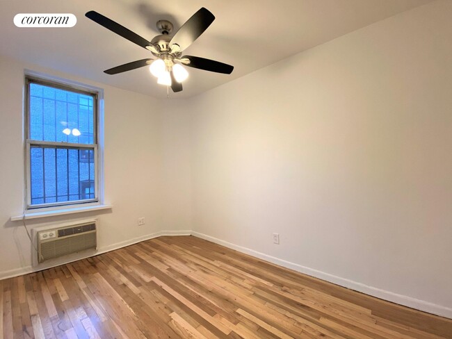 Building Photo - 70 W 71st St