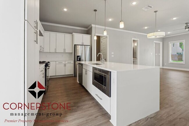 Building Photo - 7175 Kodiak Drive