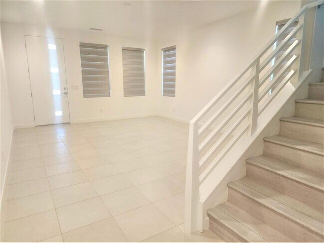 Foto del edificio - 35770 McCarthy St