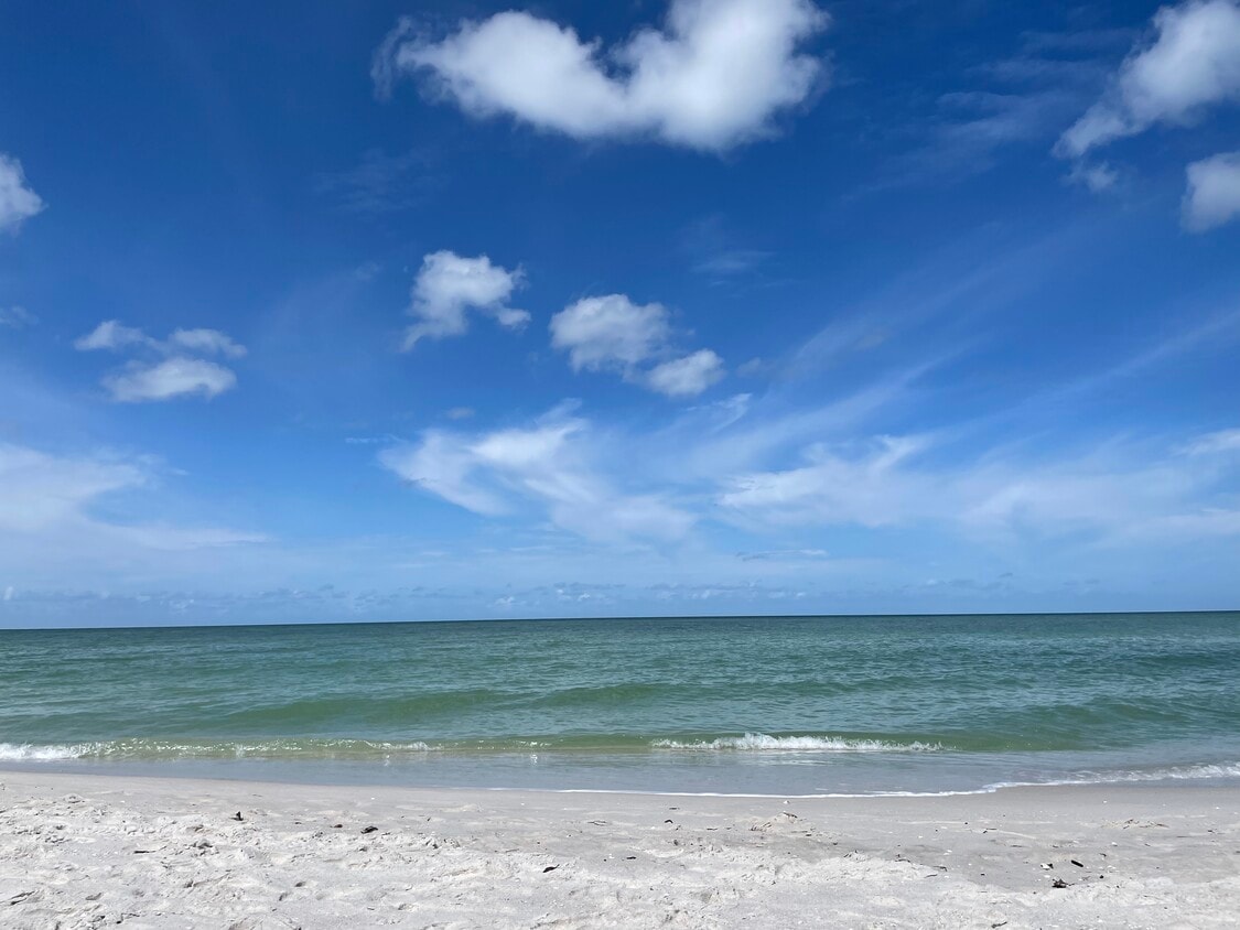 A pasos de la playa - 5 Bluebill Ave