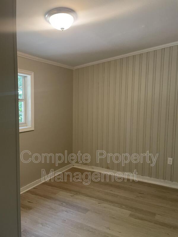 Foto del edificio - 730 80th Pl S