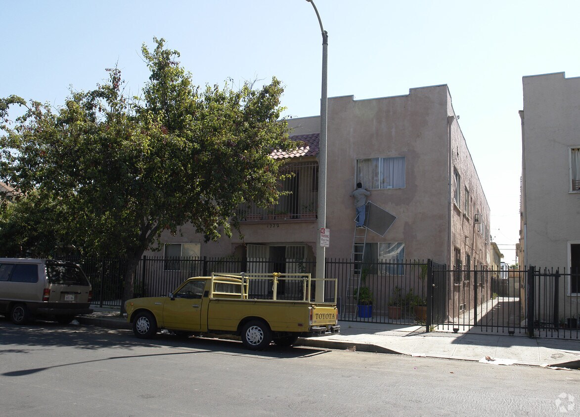 Building Photo - 1222 Gordon St