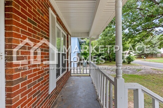 Foto del edificio - 4028 Sewall Dr SW