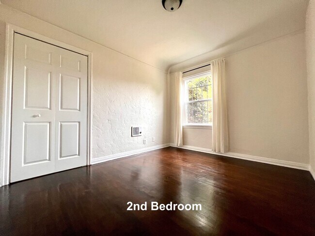 Foto del edificio - 5112-5116 W. 21st Street