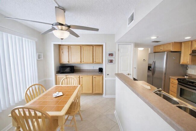 Foto del edificio - 2617 Cove Cay Dr