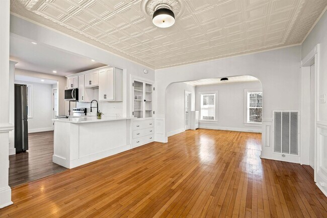 Foto del edificio - 26 Reservoir Ave