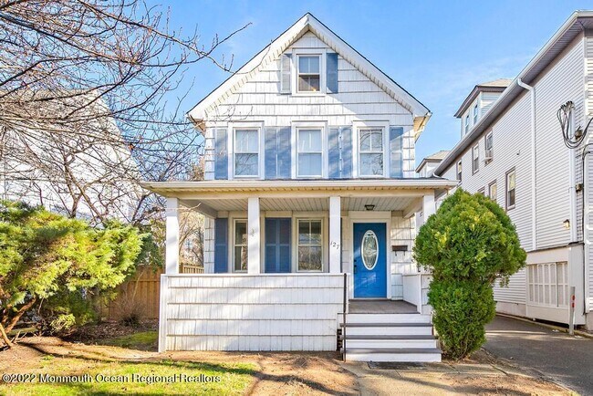 Building Photo - 127 Hudson Ave