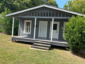 Building Photo - 2520 Emery St