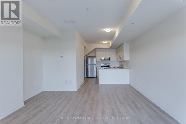 Building Photo - 1695 Dersan St