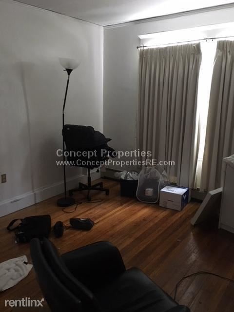 Foto del edificio - 3 br, 2 bath  - 12 Hammondswood Rd # 1M