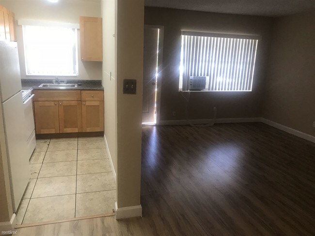 Foto del edificio - 1 br, 1 bath  - BILL 475