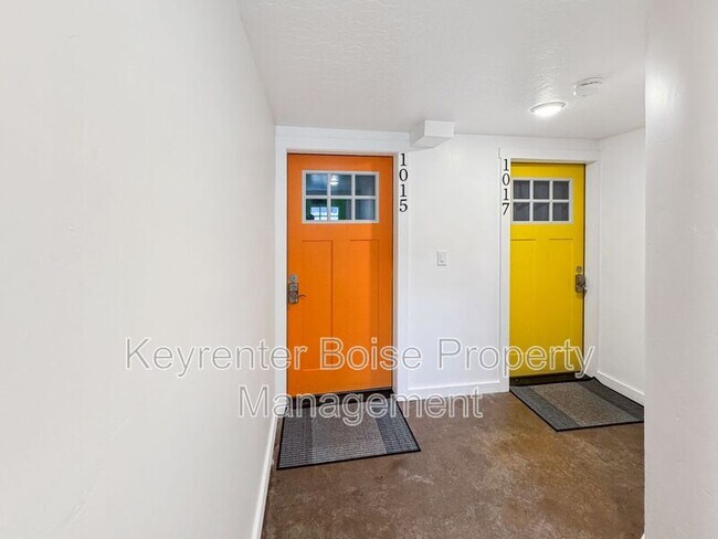 Foto del edificio - 1015 W Sherman St