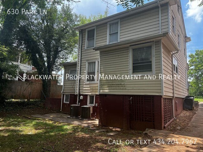 Foto del edificio - 630 Park Ln