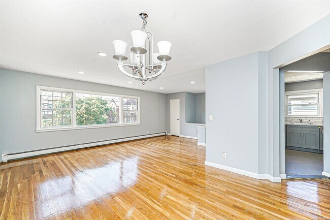Building Photo - 387 Cochran Pl