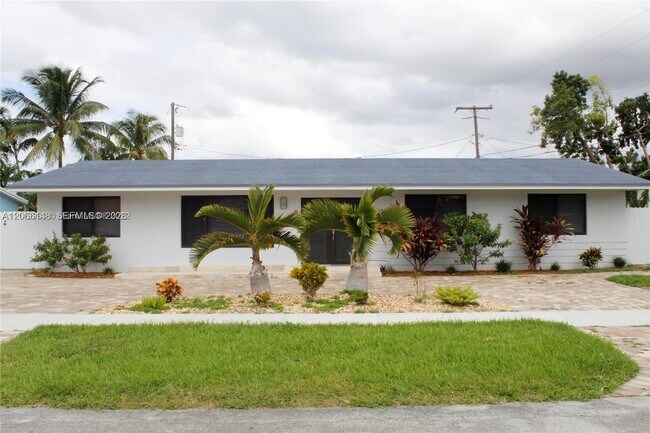 Building Photo - 8811 SW 54th Terrace
