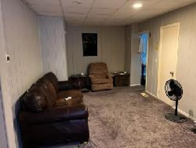 Building Photo - 407 N Clinton St