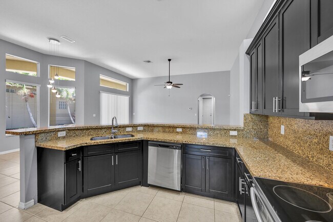 Building Photo - 9357 Osprey Isles Blvd
