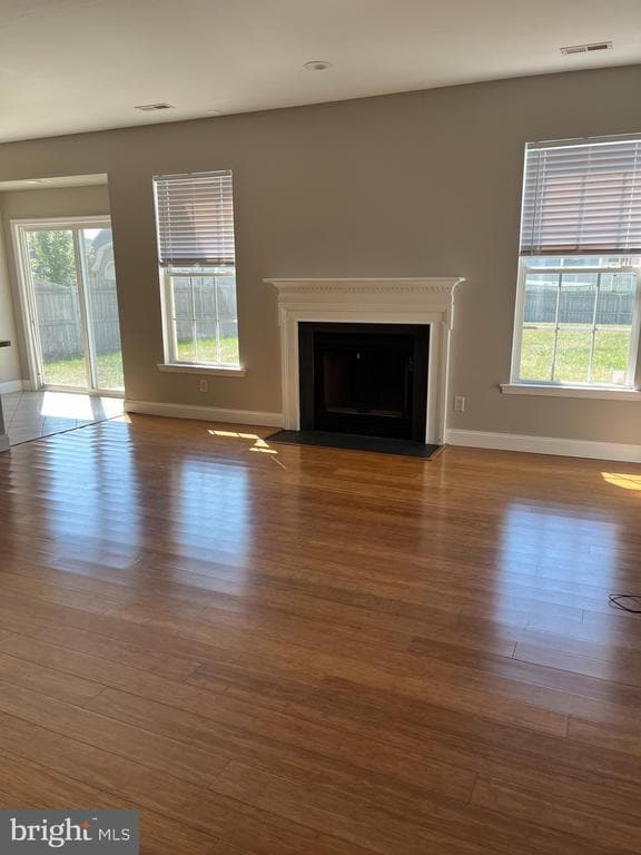 Building Photo - 3650 Rolling Hills Dr