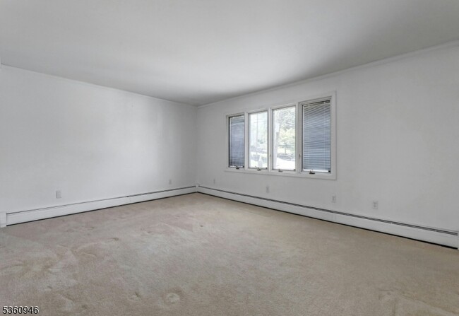 Building Photo - 178 Haverhill Ave