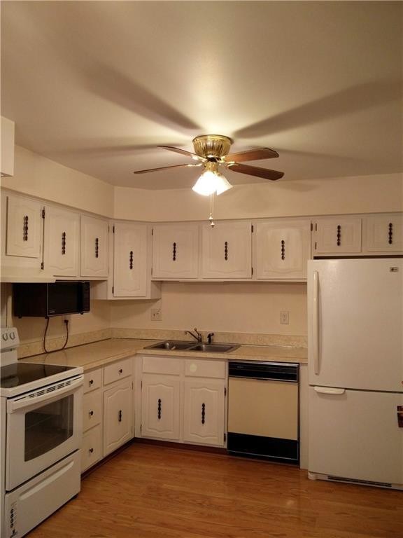 Building Photo - 41771 Onaway Dr