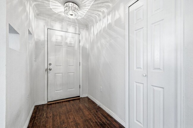 Foto del edificio - Updated house in great Lakewood location