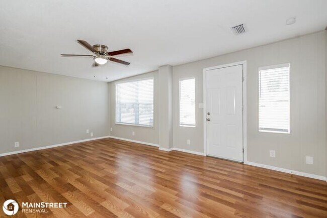 Foto del edificio - 295 52nd St S, St Petersburg, FL 33707