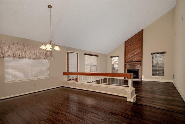 Foto del edificio - 186 Timber Mill St