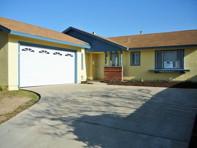 Building Photo - 2837 Caulfield Dr