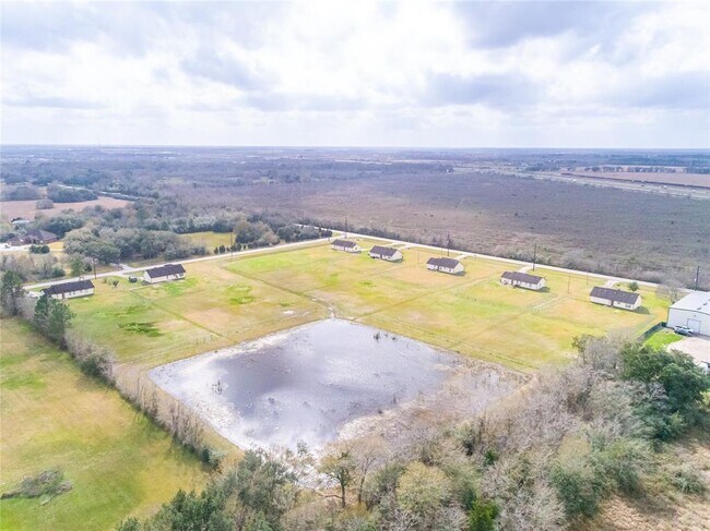 Building Photo - 8639 County Rd 48