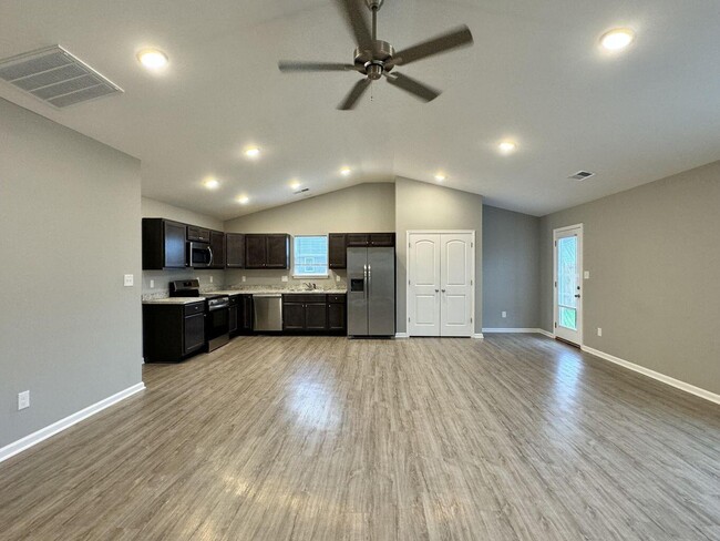 Foto del edificio - 6092 Arbor Wds Wy