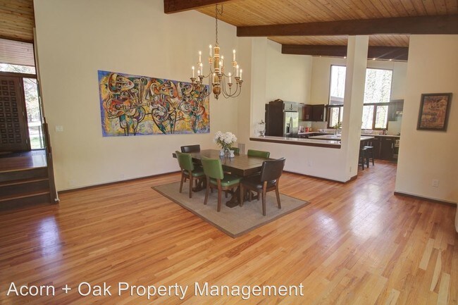 Building Photo - 4 br, 3.5 bath House - 3315 Stoneybrook Drive