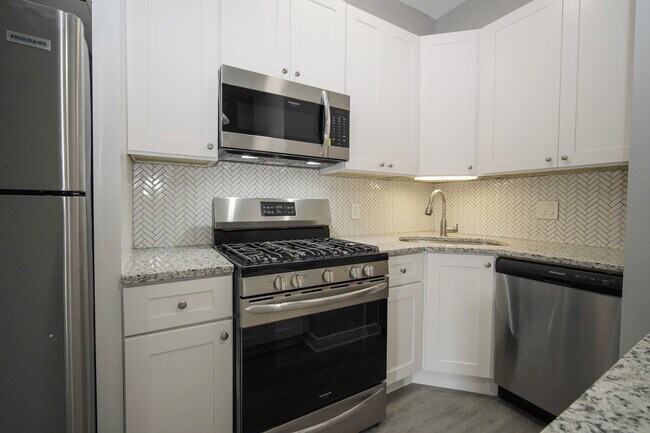 Foto del edificio - 2255 S Whipple St
