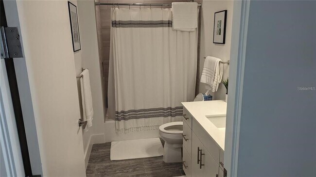 Foto del edificio - 332 Cocoanut Ave