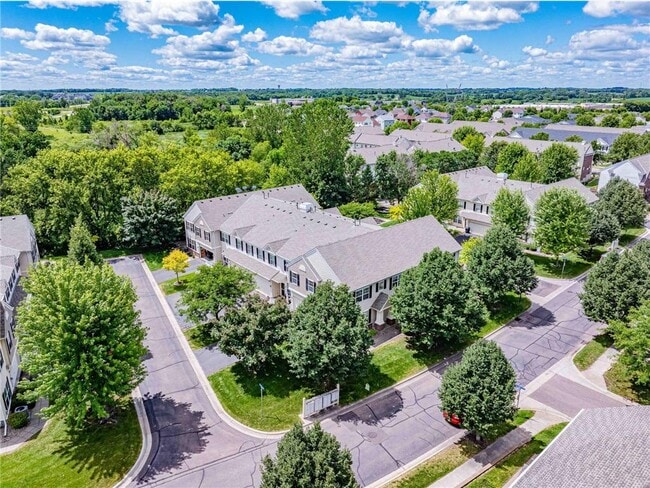 Building Photo - 875 Braunworth Ct
