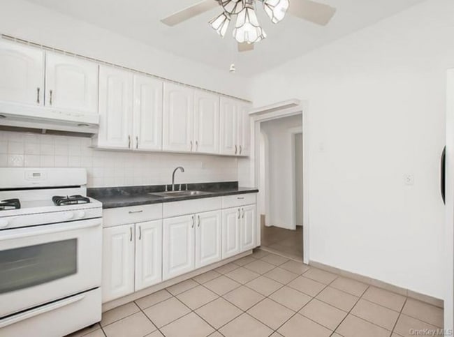 Foto del edificio - 4312 Carpenter Ave