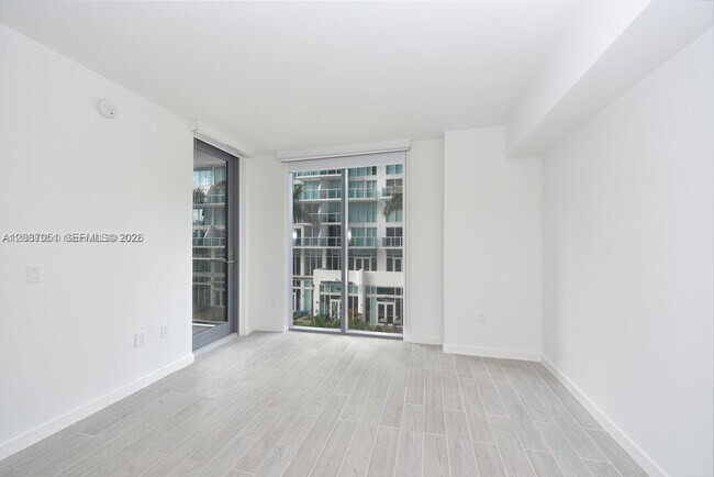 Foto del edificio - 31 SE 6th St