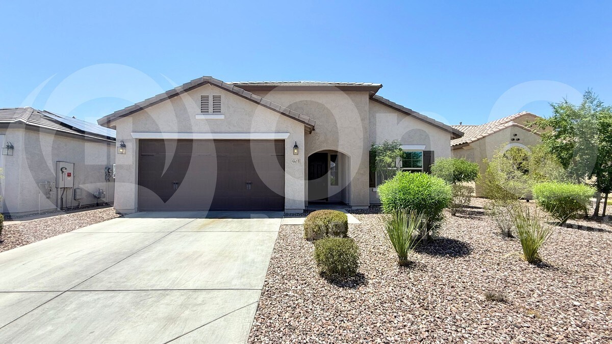 Foto principal - 6613 W Sonoma Way