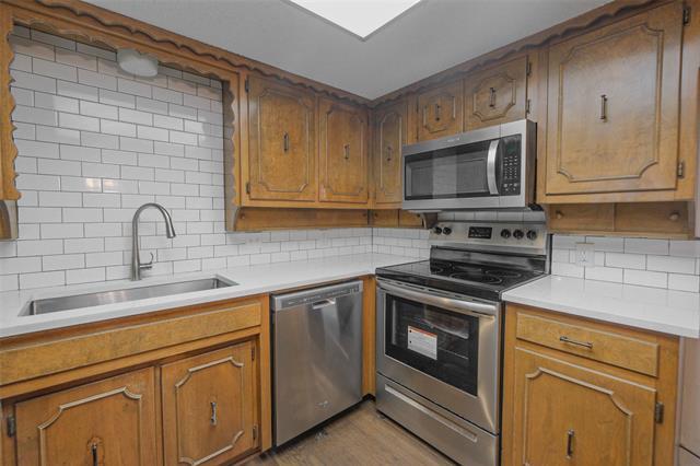 Foto del edificio - 9708 Westpark Dr