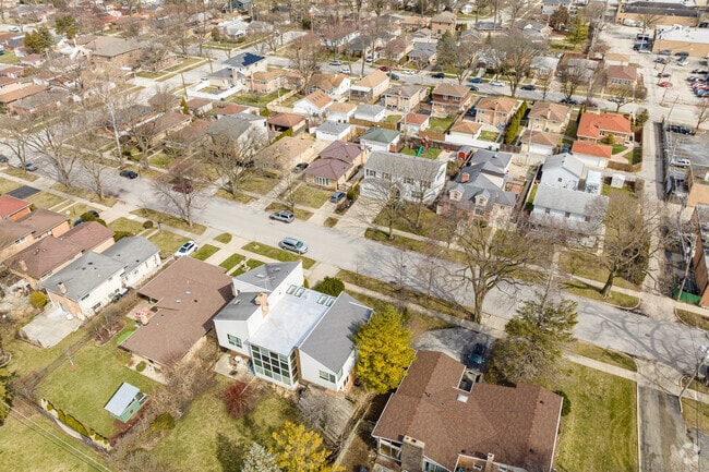 Morton Grove has plenty of shaded sidewalks for residents to walk their dogs.