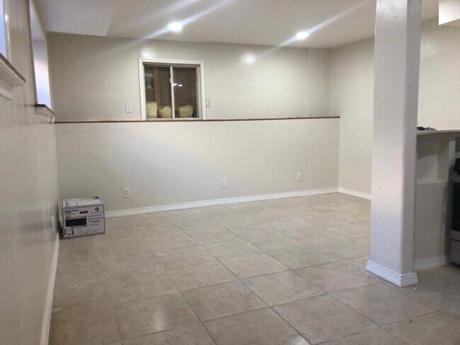 Foto del edificio - 2115 E 70th St