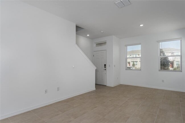 Building Photo - 6106 Fairmont Ln