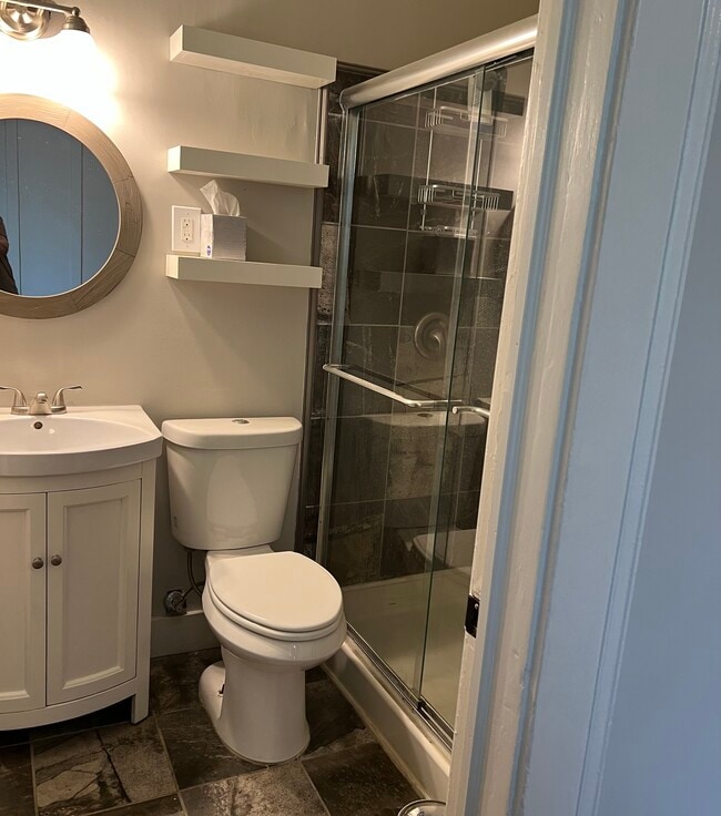 Building Photo - 631 9th Ct S